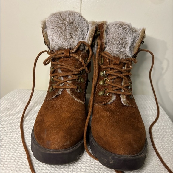 White Mountain Brown Faux Fur Lined Lace-Up Boots - Picture 1 of 6